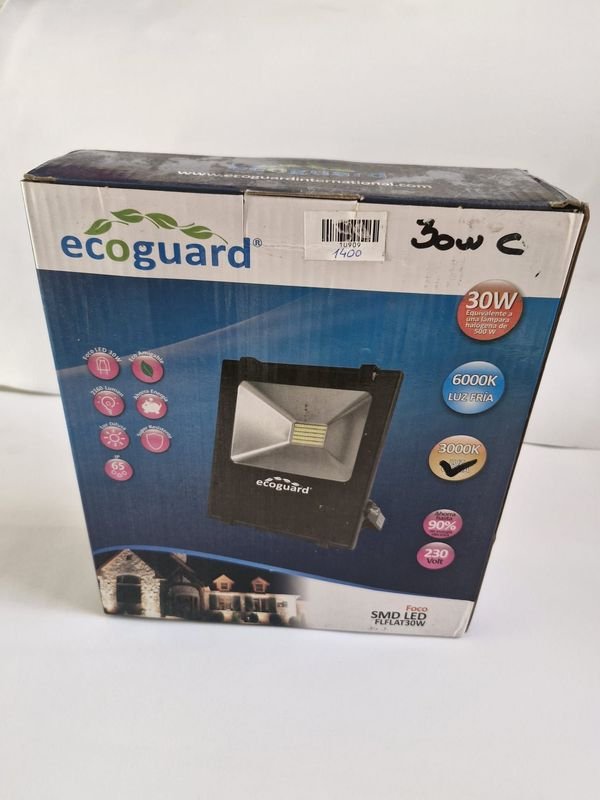 EcoGuard LED floodlight y accesorios