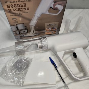 Máquina Eléctrica para Hacer Pastas Recargable con Moldes Intercambiables - imagen 3
