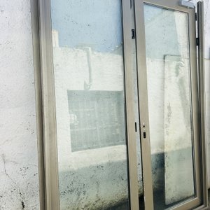 Lote #001 – Puerta doble con marco – 190x245cm – sin pestillos y sin llaves - imagen 2