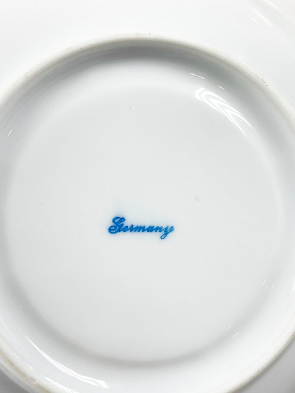 Porcelana alemana escena romántica para té - imagen 3