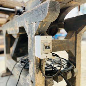 Antigua Máquina Combinada de Carpintería con Motor Funcional - imagen 4
