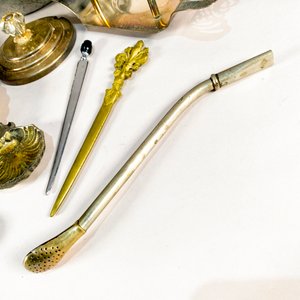Lote Variado de Artículos en Peltre: Coquillas, Ceniceros, Cuchara y Más - imagen 2