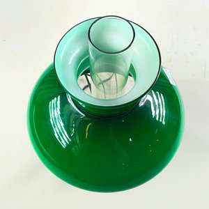Lámpara de Sobremesa Metálica Labrada con Pantalla Opalina Verde - imagen 2