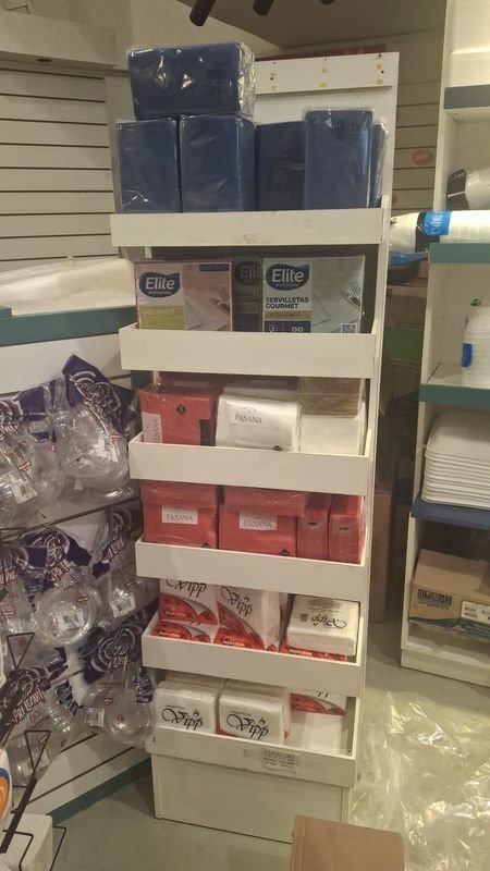 Estantería de comercio exhibidor blanco