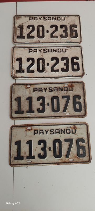 Placas de matrícula B9 cuatro chapa con matriculas blancas - imagen 1