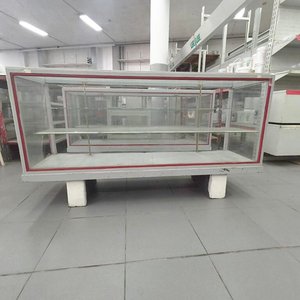 Lote de 2 Vitrinas Horizontales con Vidrio y Marcos Metálicos - imagen 2