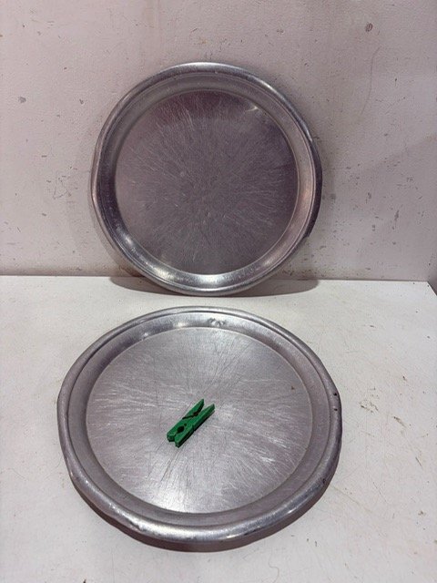 Set de 2 Bandejas Redondas de Aluminio