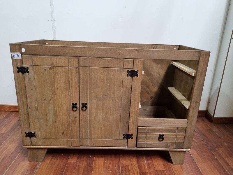 Robusto Bajo Mesada Rústico de Madera con Puertas y Cajón