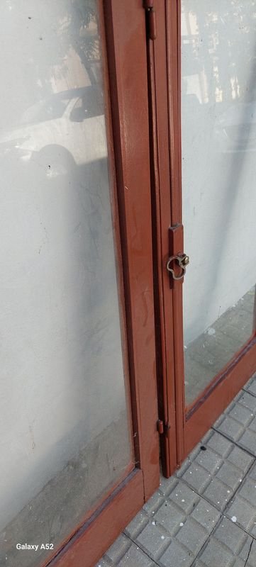 Puertas de ventana de madera con vidrio - imagen 4