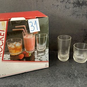 Juego de 18 Vasos de Vidrio "Rocket" Nadir - imagen 1