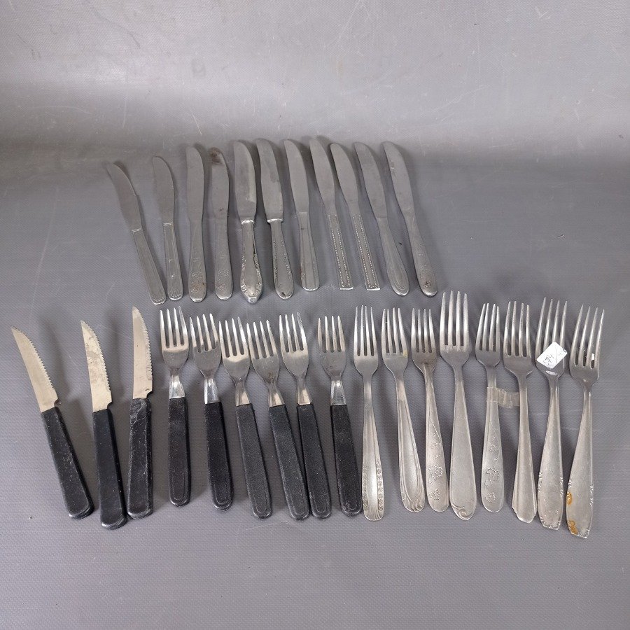 Conjunto de cubiertas de mesa de plata - imagen 3