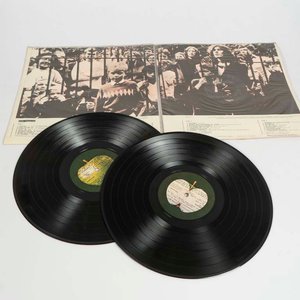 Álbum Doble Vinilo LP The Beatles 1962-1966 Edición Uruguay - imagen 2