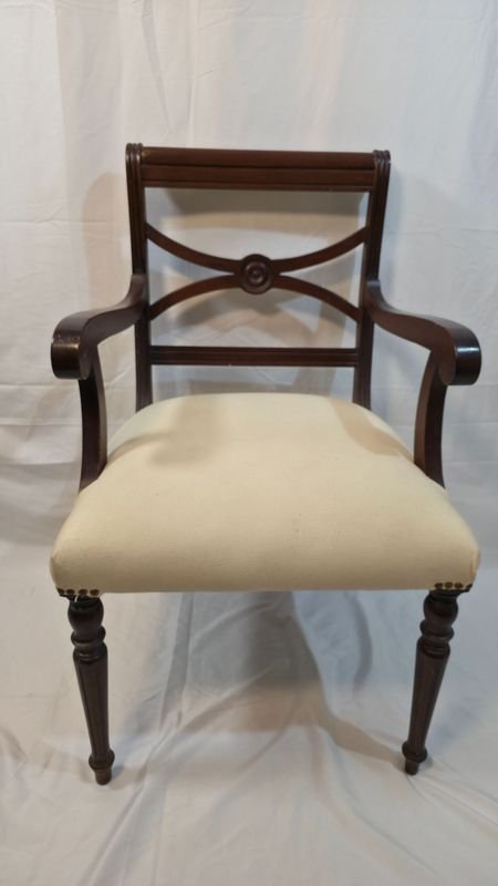 Item 881011 - Image 0