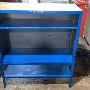 Estantería Metálica Azul con Divisiones y Tapa de Madera - imagen 3