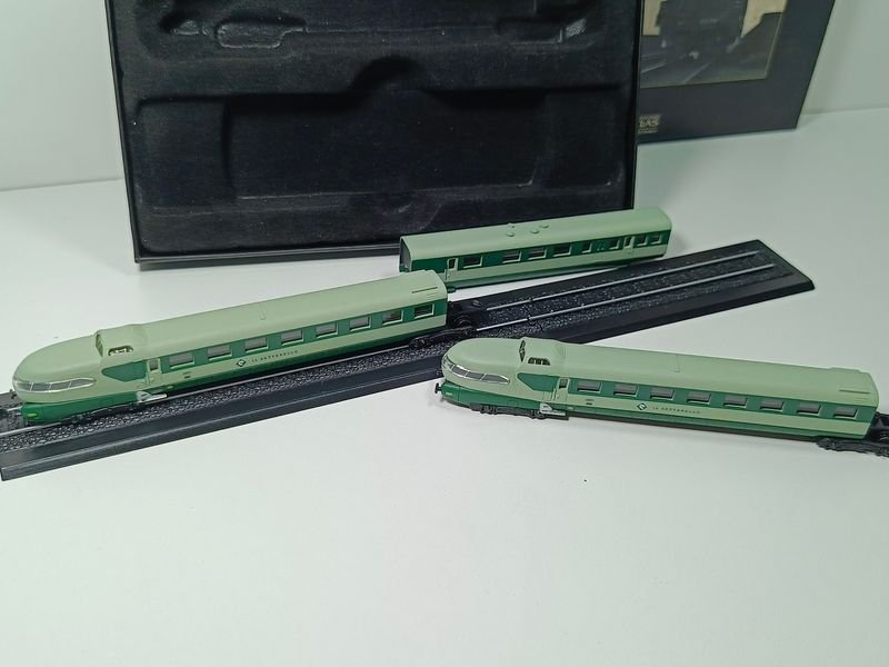 Tren a escala 1/220 Atlas Minitrains ETR 250 Arlecchino - imagen 4