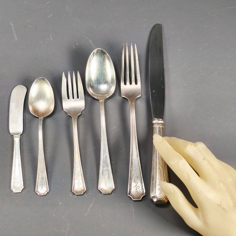 Item 18550 - Image 12