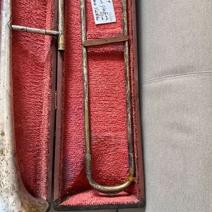 Trombón de Viento Metal con Estuche Rígido - imagen 6