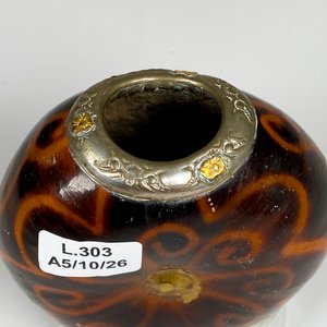 Mate galleta virola de plata y oro ,con soporte acrílico - imagen 3