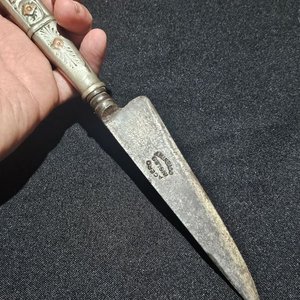 Cuchillo Antiguo "Acero Inglés" con Cabo de Plata y Oro - imagen 2