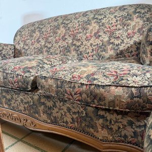 Sillón de 3 cuerpos estilo Luis XV con tapizado floral - imagen 4