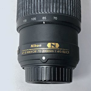 Lente Nikon AF-S Nikkor 70-200mm f/4G ED con Tapa y Funda - imagen 3