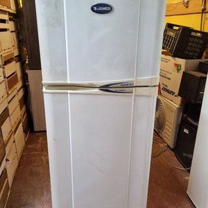 Lote anterior: Heladera con Freezer James No Frost Blanca - Funciona