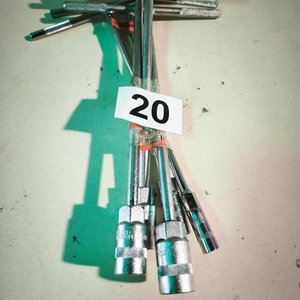 Juego de 5 Llaves "T" con Dados Métricos - imagen 2