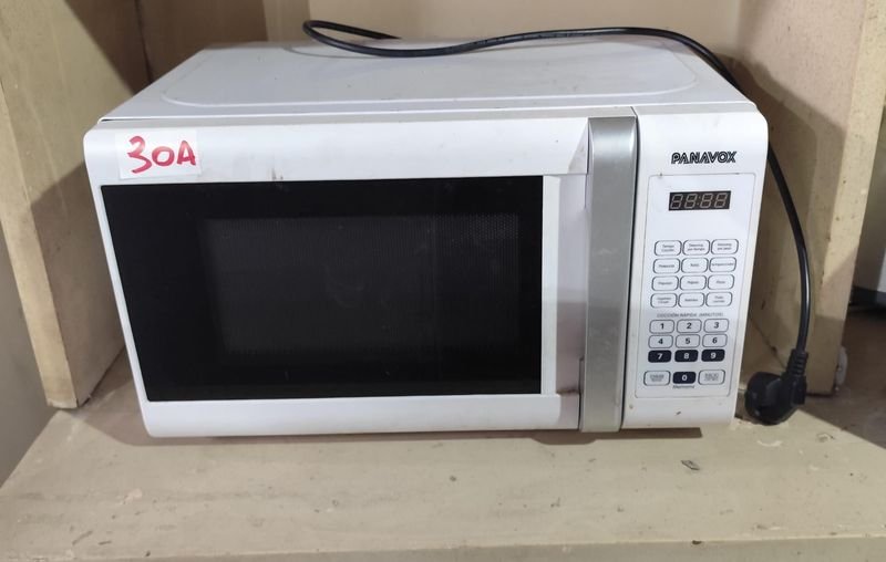Microondas Panavox Blanco Funcionando