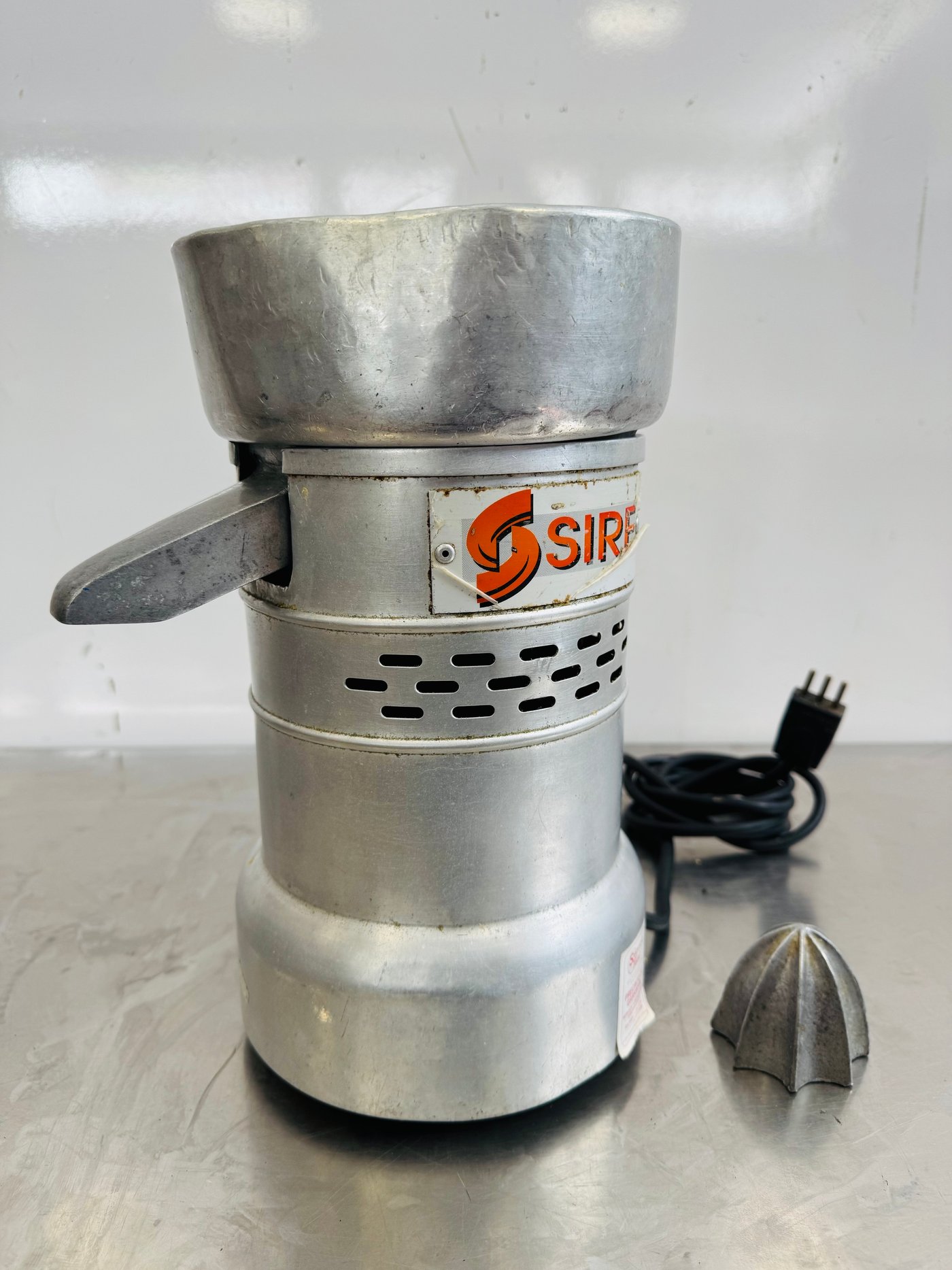 Exprimidor Industrial de Sobremesa Sire en Aluminio