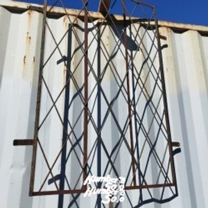 Reja de Hierro con Soportes Laterales - imagen 2