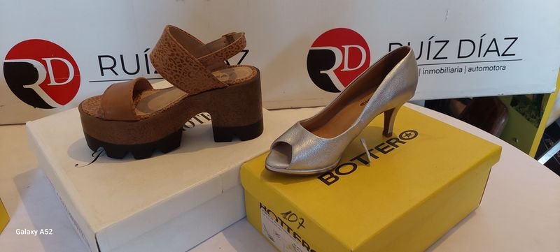Lote anterior: Zapatos de tacón alto para mujer
