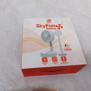 Cuatro piezas: veladora + maquina para cabello + balanza de cocina + ventilador portátil. - imagen 3