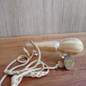 Lote siguiente: Dragona o Fijador de Espada Textil Trenzado Ornamental Militar