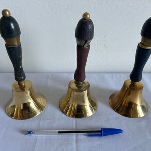 Campanas en bronce 18cm - imagen 1