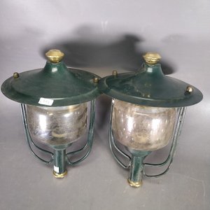 Par de Apliques de Pared Estilo Farol Verde Inglés con Vidrio y Chapa - imagen 3