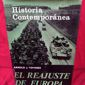 Historia Contemporánea: La Europa de Hitler y el Reajuste de Europa por Arnold J. Toynbee (4 Tomos) - imagen 5