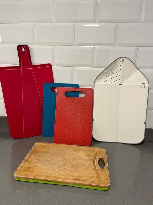 Set de Cocina: Tablas de Cortar, Escurridor y Caldera