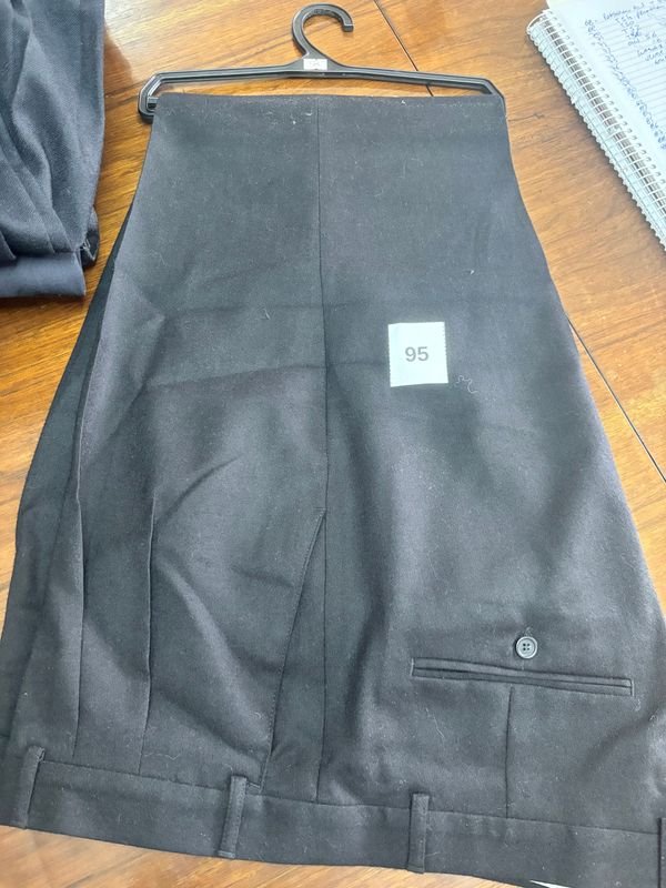 Pantalón de Vestir Negro Talle 58 Marca Martellotti