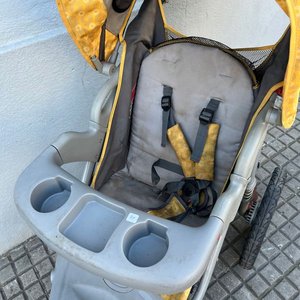 Cochecito para bebé Instep de 3 ruedas, amarillo y gris - imagen 5
