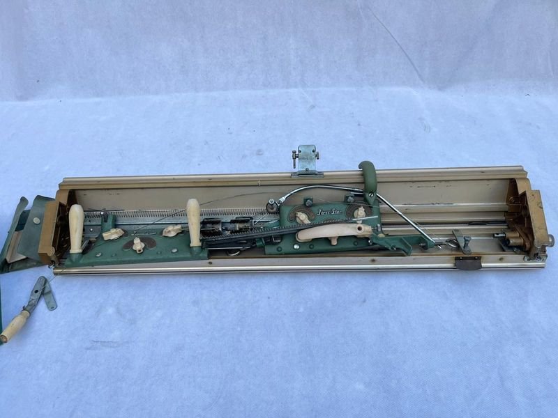 Item 877144 - Image 3