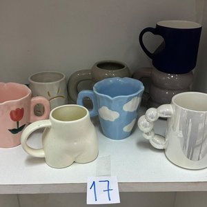 Set de 8 Tazas de Cerámica con Diseños Únicos - imagen 3