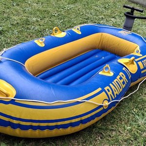 Bote Inflable Rothco Raider II con Inflador Manual - imagen 3
