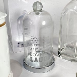 Lote de 5 piezas: Botellón de vidrio, recipiente blanco y candeleros vintage - imagen 4