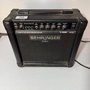 Lote anterior: Amplificador Behringer V-Tone GM108 15W True Analog Modeling