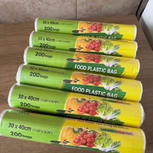 Lote siguiente: Rollos de Bolsas de Plástico para Alimentos (200 Unidades)