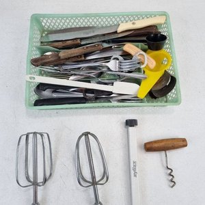 Lote Utensilios Cocina: Batidora, Abrelatas Zyliss, Marcador y Más - imagen 3