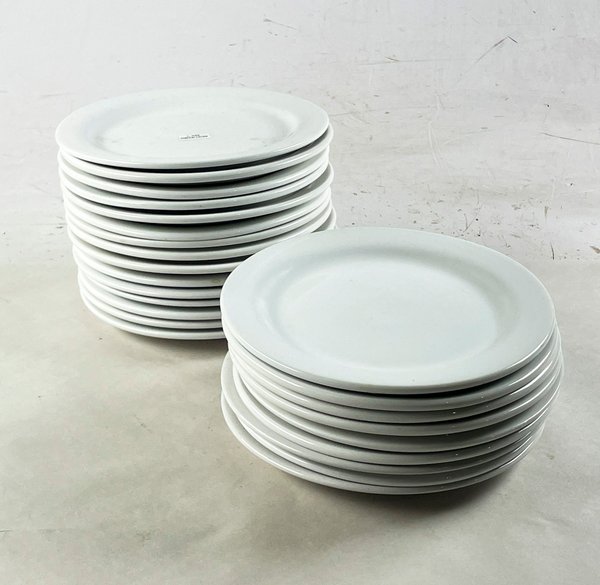 Set de 24 Platos Llanos de Loza Blanca "World China" - imagen 1