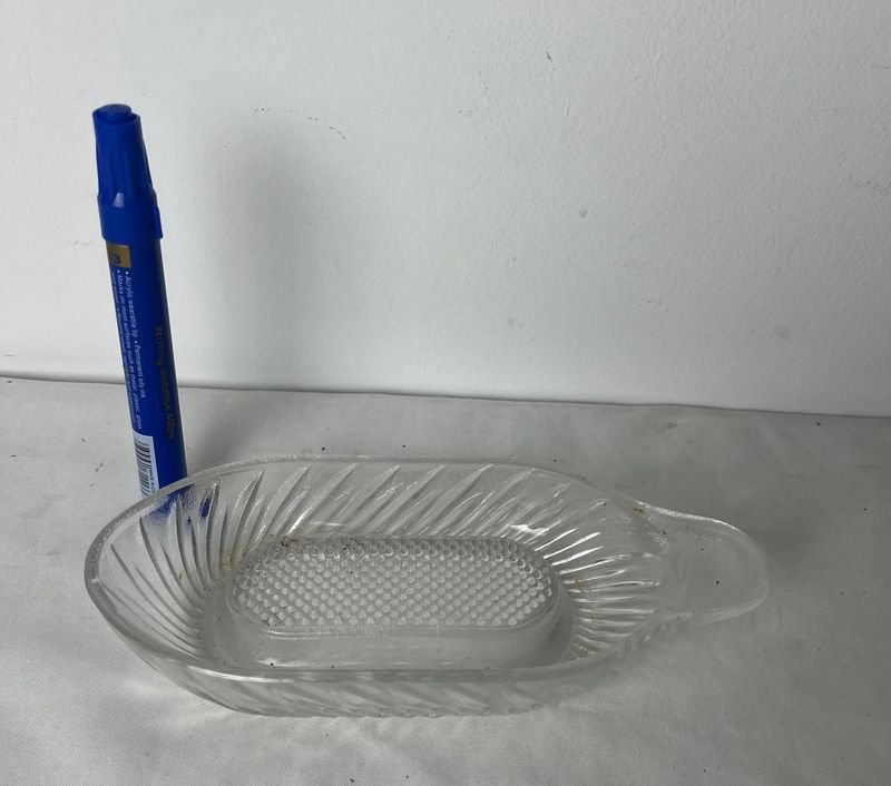 Rallador antiguo y accesorios para escritura - imagen 2