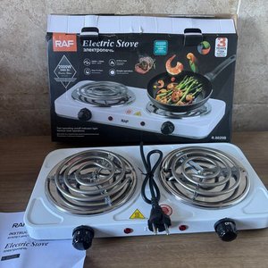 Lote siguiente: Cocinilla Eléctrica RAF con 2 Hornallas y Caja Original