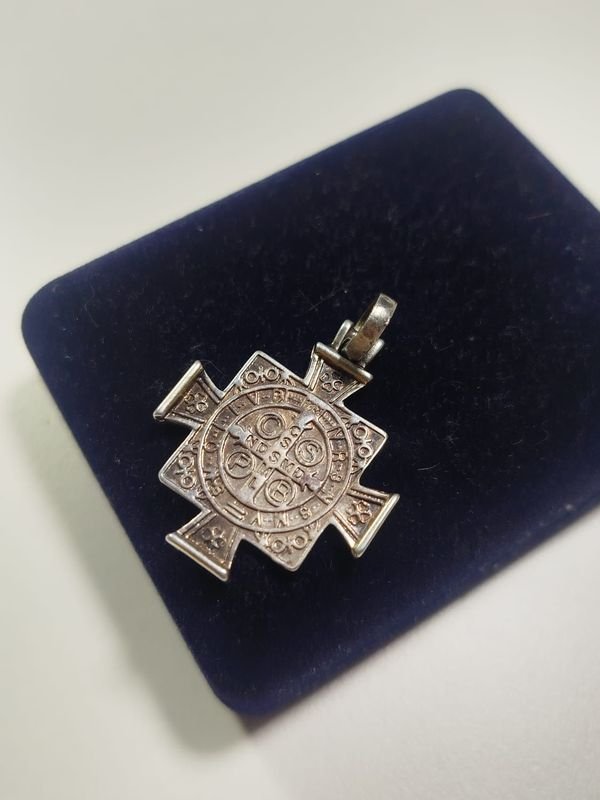 Item 856838 - Image 1